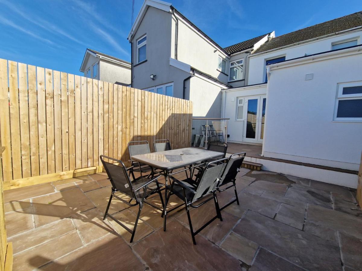 3 Bedroom Stylish Home Merthyr Merthyr Tydfil Exterior photo